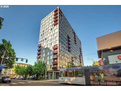 937 Glisan condo listing 644038393